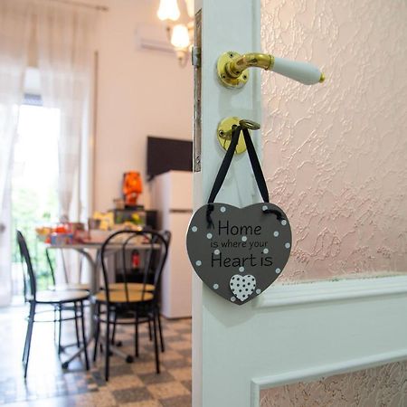 Apartmán Domus Anticaglia By Domusextra Neapol Exteriér fotografie
