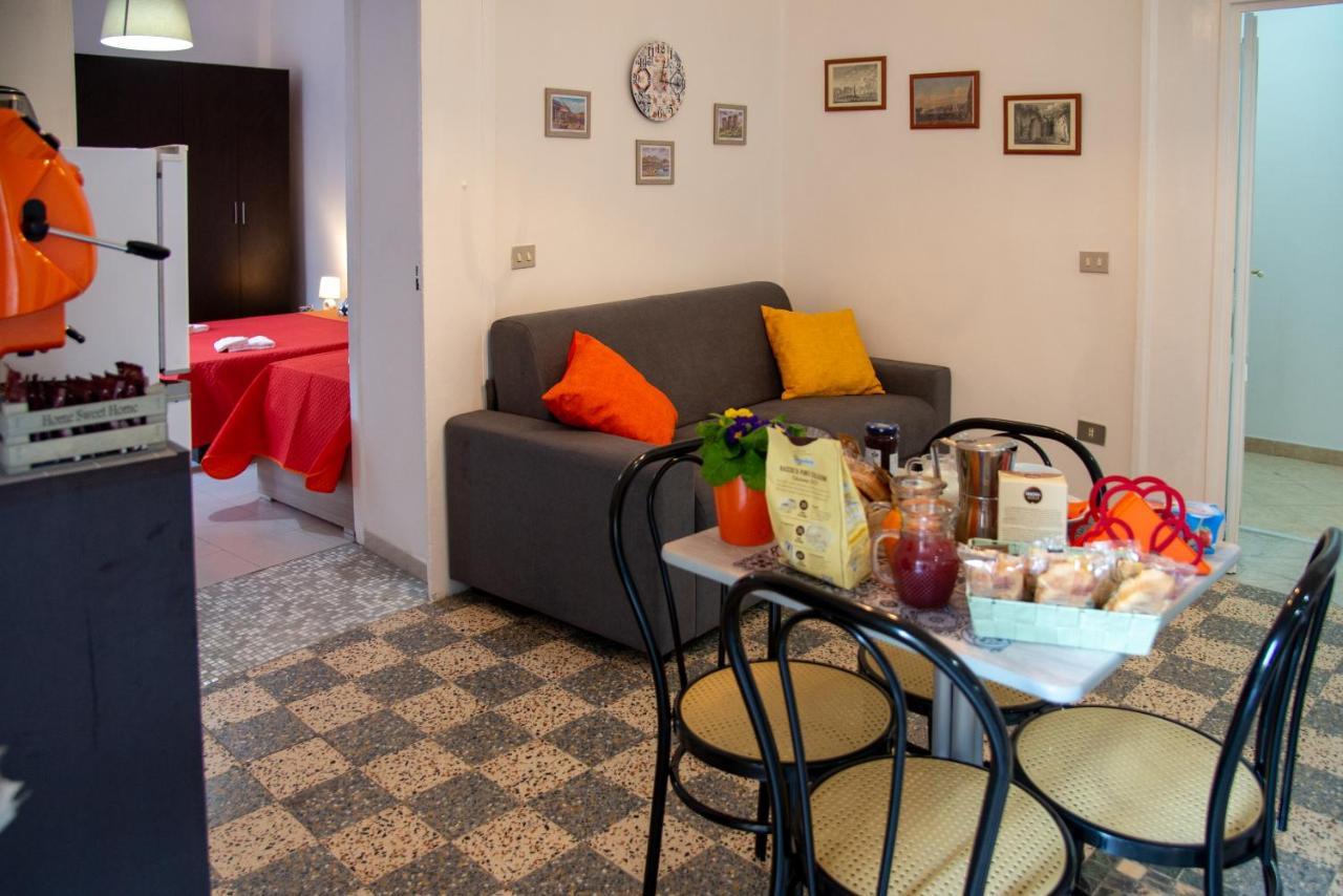 Apartmán Domus Anticaglia By Domusextra Neapol Exteriér fotografie