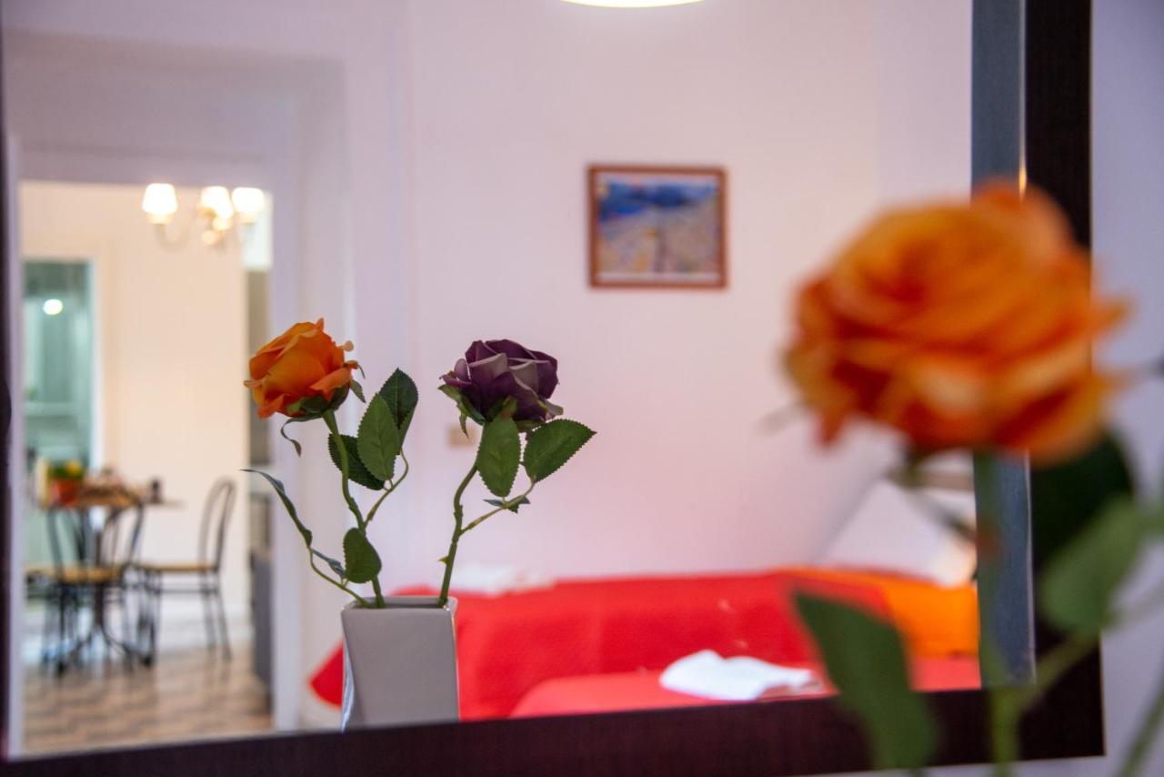 Apartmán Domus Anticaglia By Domusextra Neapol Exteriér fotografie
