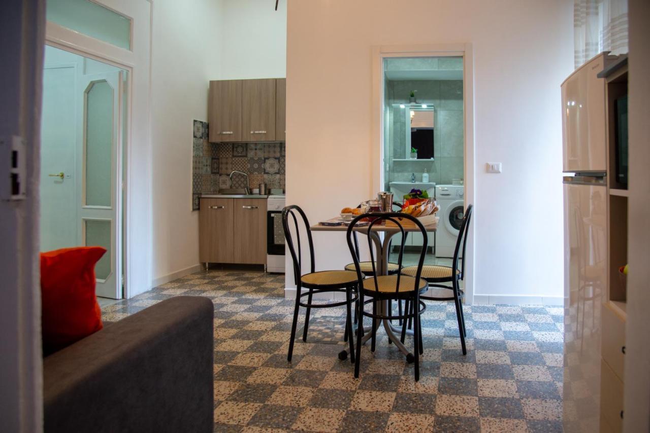 Apartmán Domus Anticaglia By Domusextra Neapol Exteriér fotografie