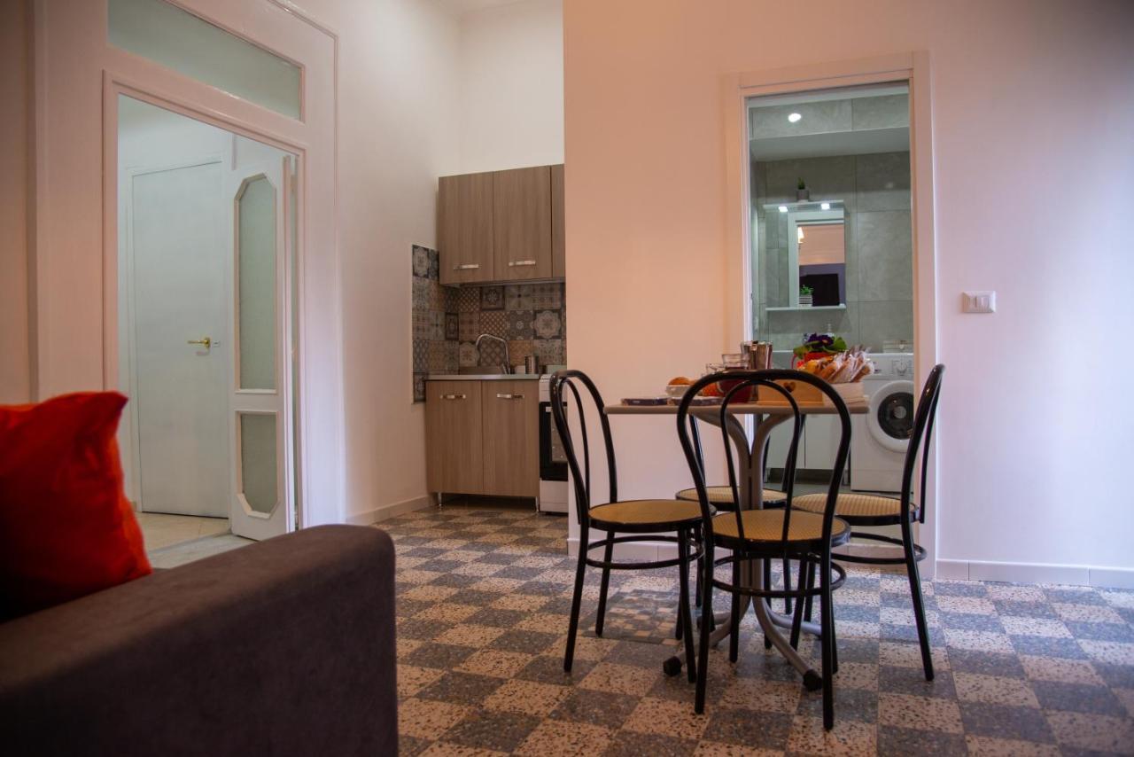 Apartmán Domus Anticaglia By Domusextra Neapol Exteriér fotografie